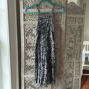 Abercrombie & Fitch Animal print lace back dress